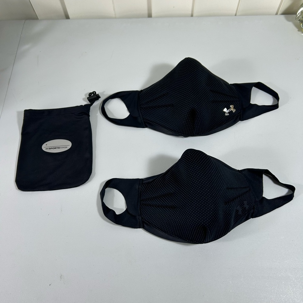 Lot of 2 Under Amour Sportsmask Size M/L